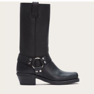 FRYE Harness boots!